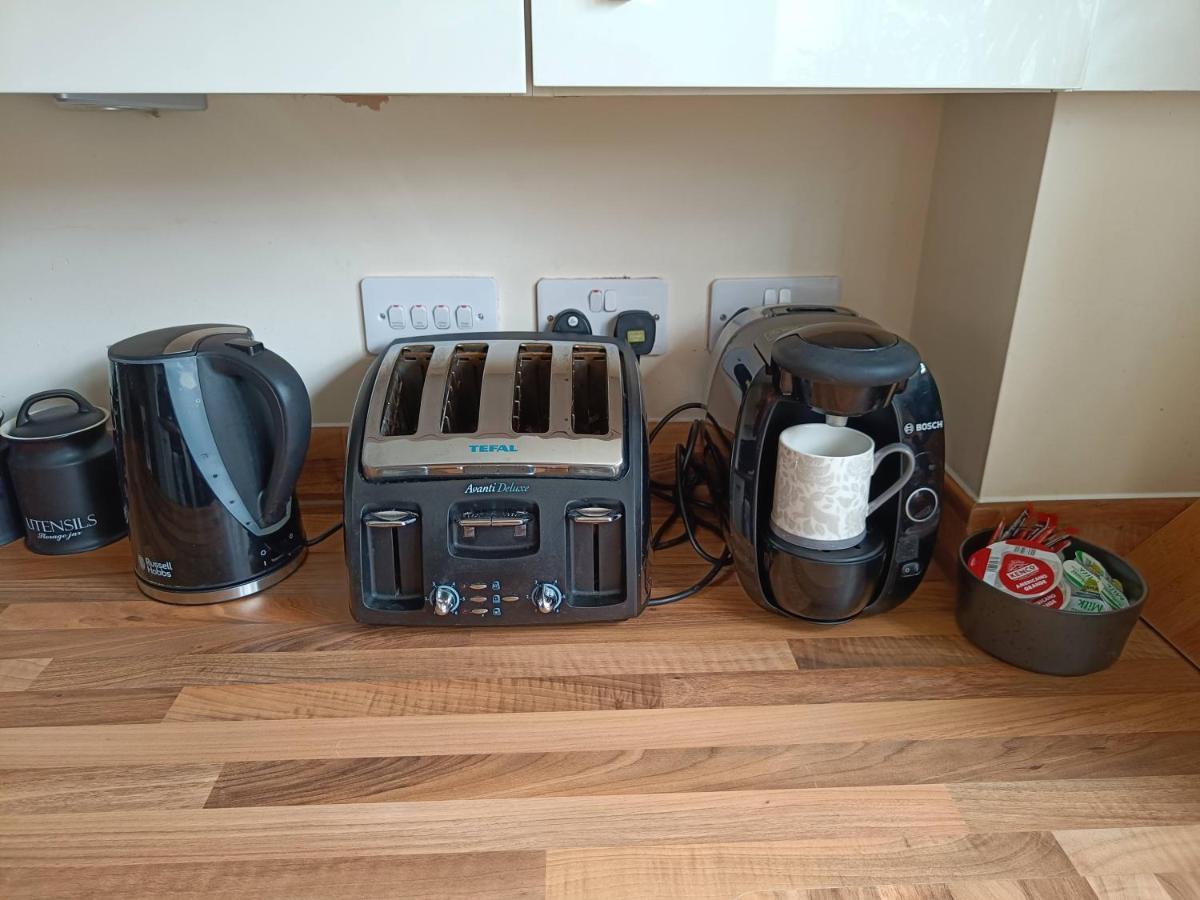 3 Bedroom Townhouse Near Bicester Village 외부 사진