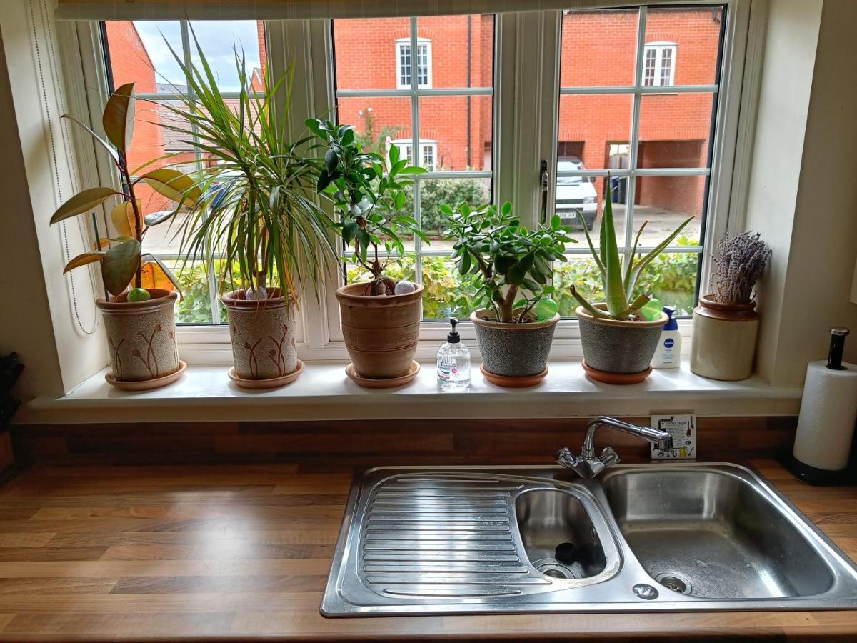3 Bedroom Townhouse Near Bicester Village 외부 사진