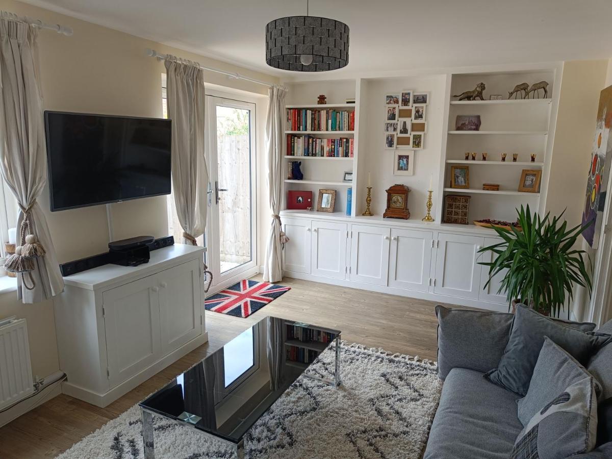3 Bedroom Townhouse Near Bicester Village 외부 사진